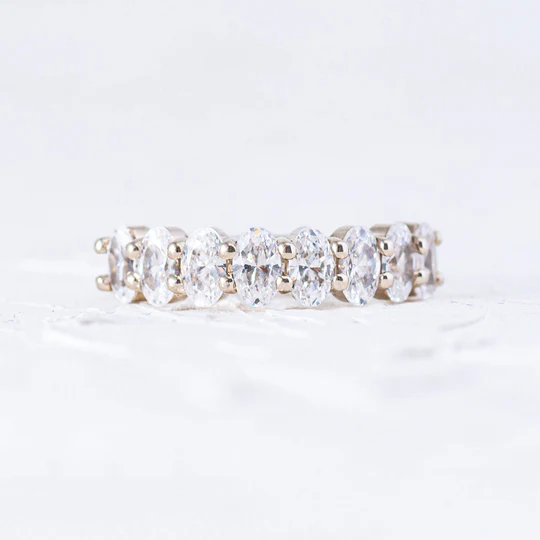 Stor_2048x2048_WomenBand_Woodsen5x3_Demi_Front_540x