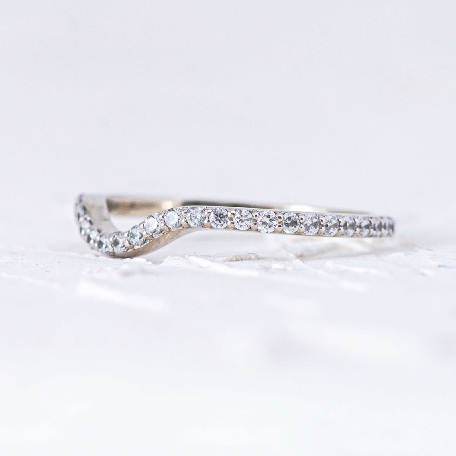 Curved Halo side 1600x1600