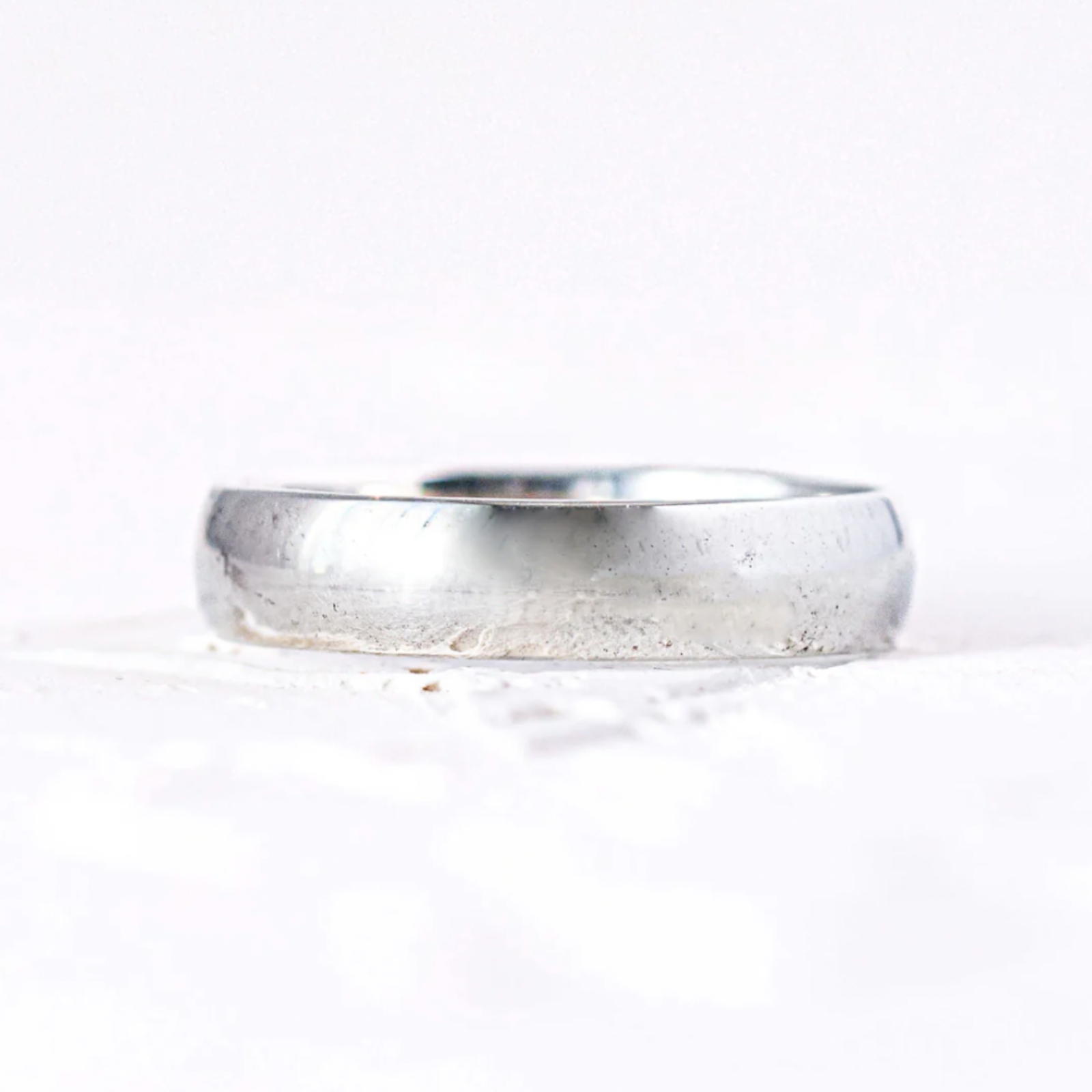 Classic Edge textured white 1600x1600