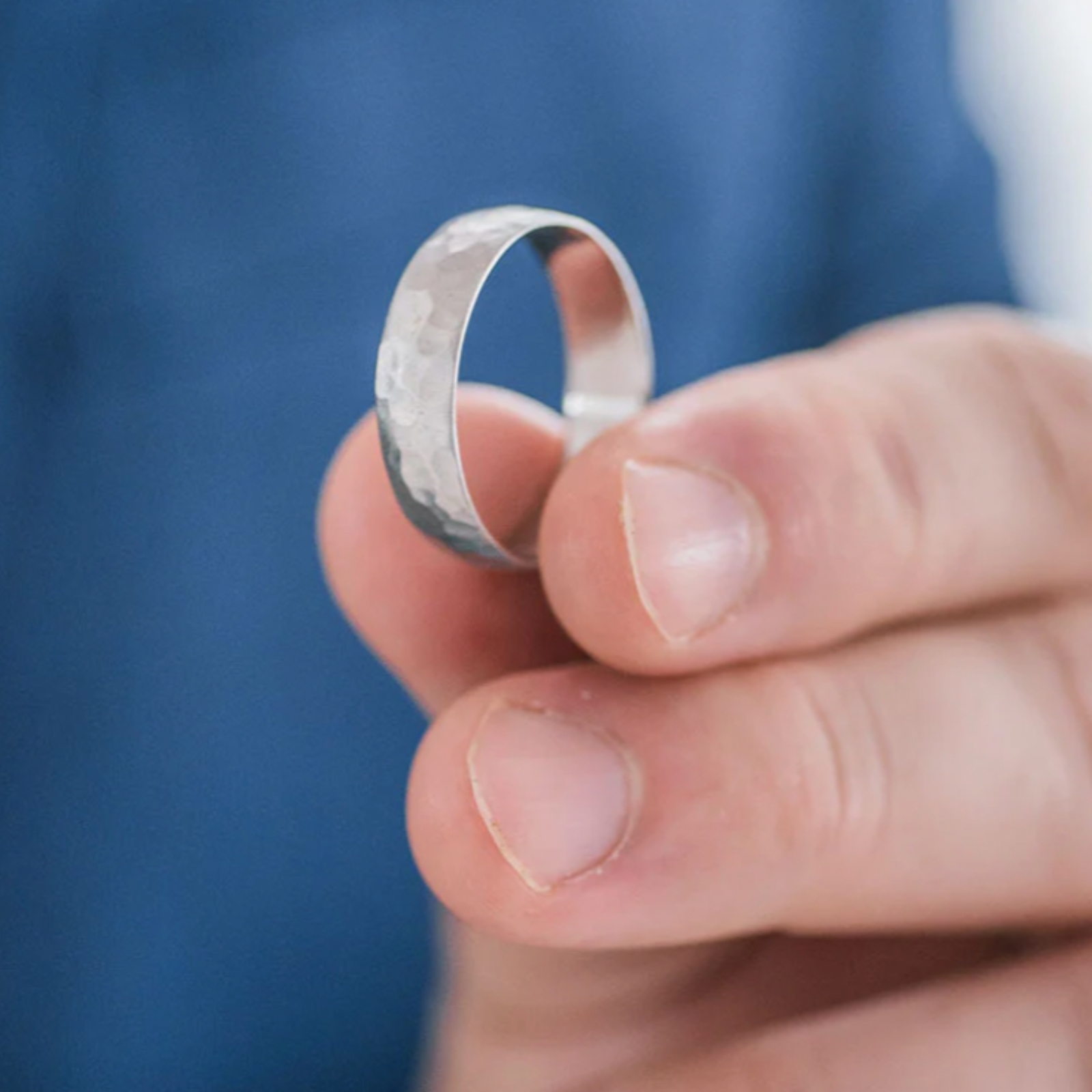 Harvey Dent white hand model 2 1600x1600