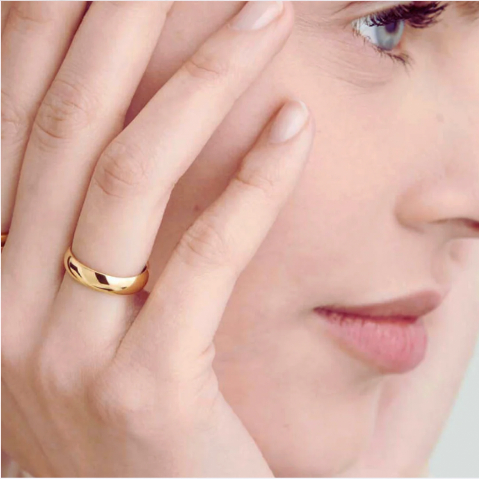 The Classic hand yellow 1600x1600