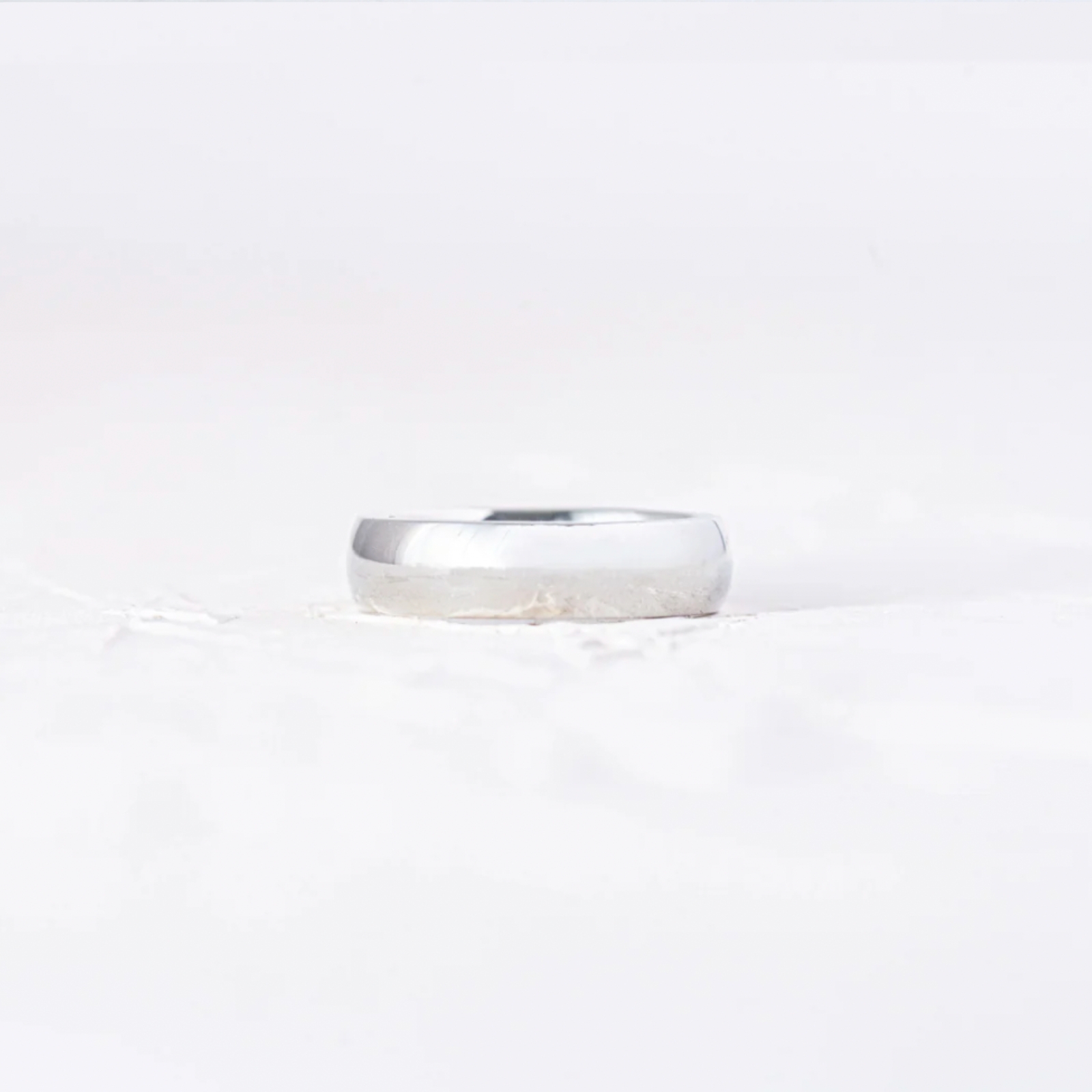 The Classic white 1600x1600