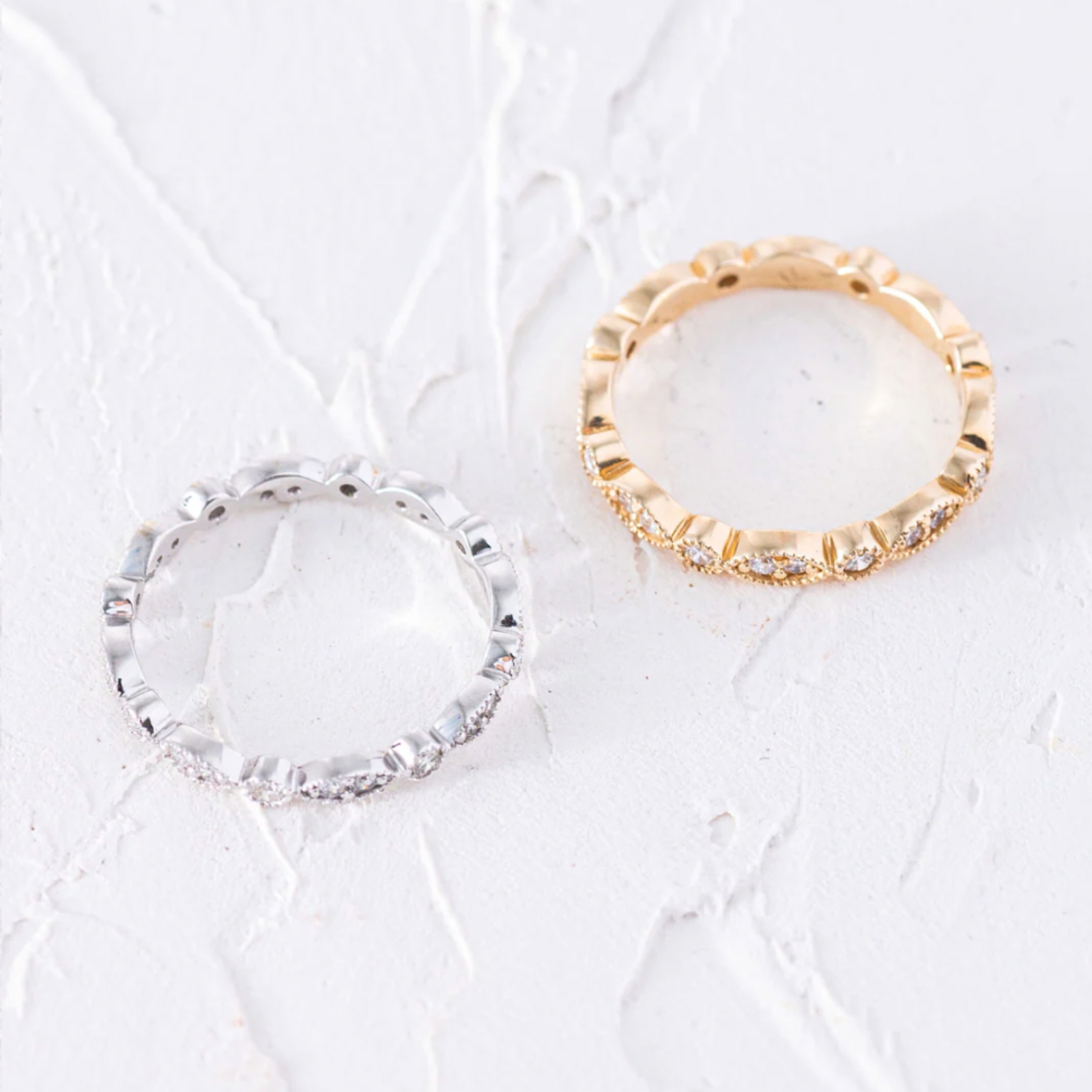 Vintage top white yellow 1600x1600