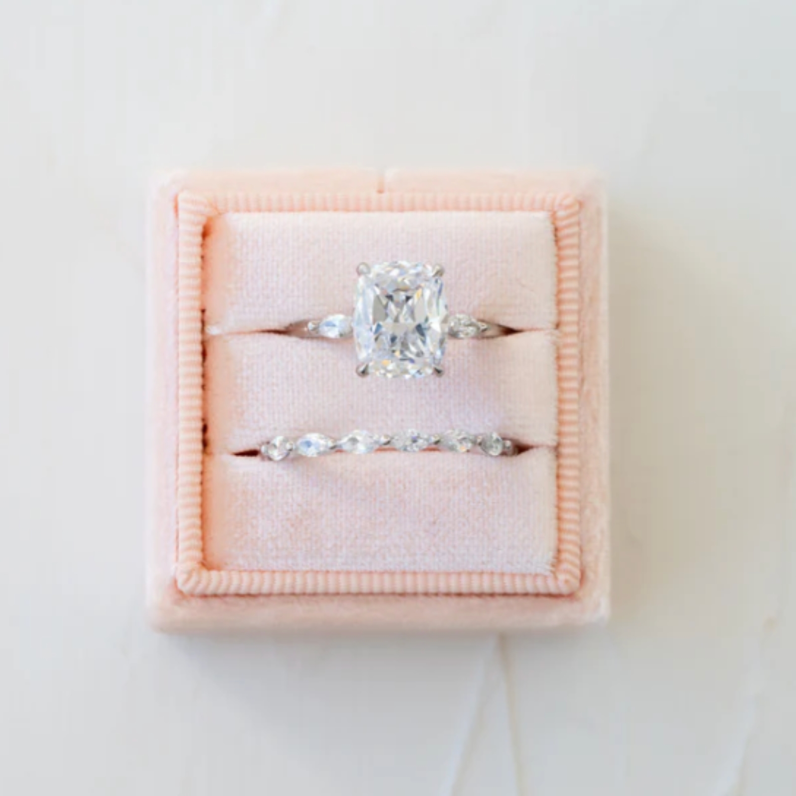 floating marquise 1600×1600 (4)