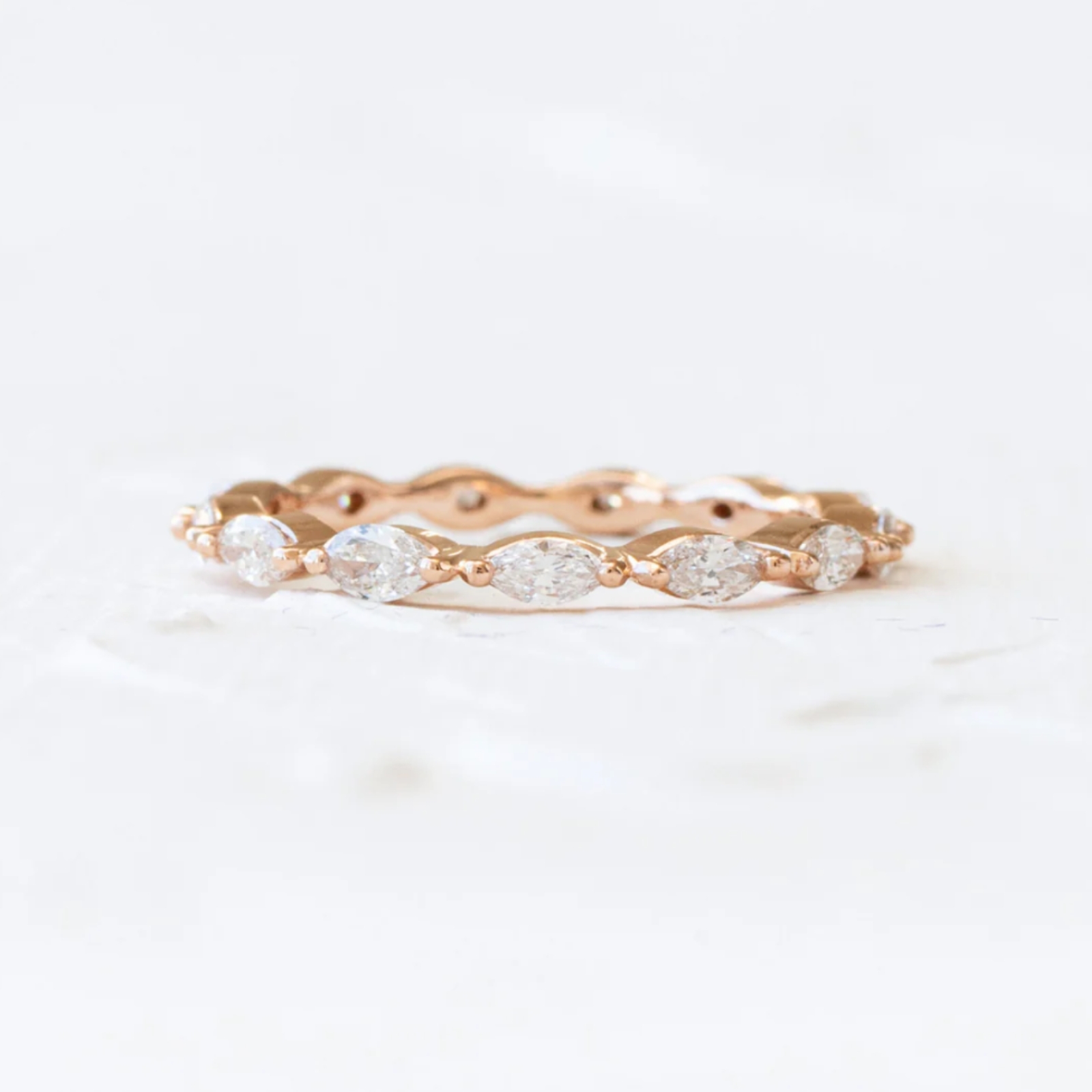 floating marquise 1600×1600